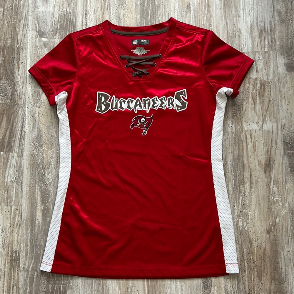 Size S - Bucs Jersey Shirt